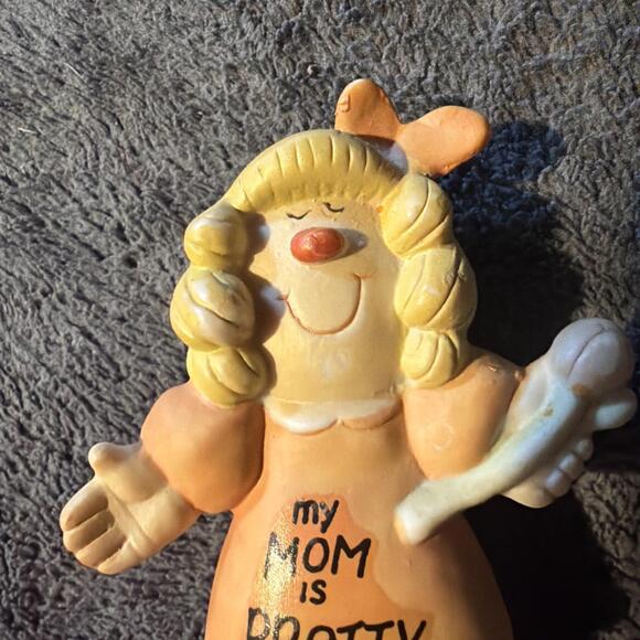 VTG 1988 Lynn My Mom Is Pretty Ceramic Figure - Picture 4 of 5
